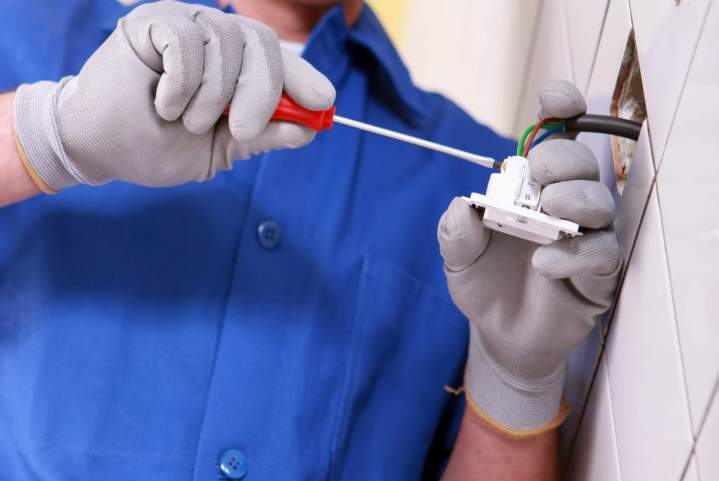 Remplacement de prises électriques Mortagne-au-Perche